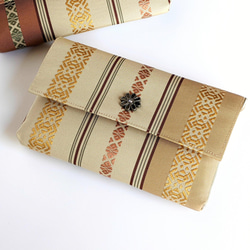博多織：手織りの帯地で「お数珠・懐紙入れ」シルク100％の手織りの帯地・丁寧に織り上げた帯の小物 2枚目の画像