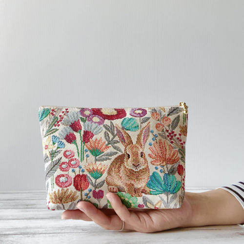 オーダー受付　薔薇とうさぎ柄パネル生地　ポーチ巾着　コースター　フラットバッグ オーダー受付 薔薇とうさぎ柄パネル生地 ポーチ巾着 コースター