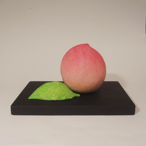 癒しの 木彫アート 『 桃 』 静物彫刻 もも 古代桃 果物 ピンク ピーチ