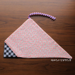 リバーシブル箸袋(黒ギンガムチェック×苺)/REVERSIBLE CHOPSTICKS BAG(Strawberry) 1枚目の画像