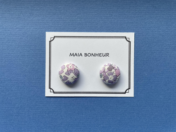 くるみボタンピアス】すみれ Violet ピアス（その他） Maia Bonheur