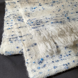 手紡ぎ手織り羊毛(ウール)１００%ストール 変わり糸 2枚目の画像