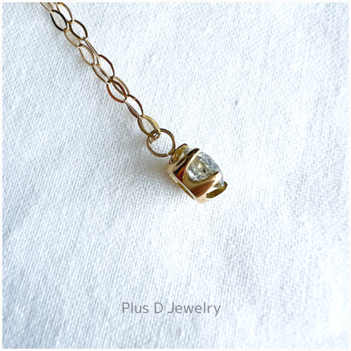 PD-024 K18YG ダイヤモンドペンダント 1.22ct ネックレス・ペンダント 