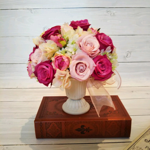 デコパージュ 作家 花瓶 特大 バラ ピンク ゴールド造花用花瓶クラフトフラワー 受注制作】ピンクのバラとレースフラワーのアレンジ アートフラワー