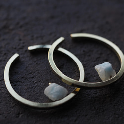 hemimorphite brass earcuff (tabirako) 3枚目の画像