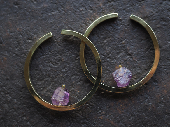 amethyst brass earcuff (kikyou) 2枚目の画像