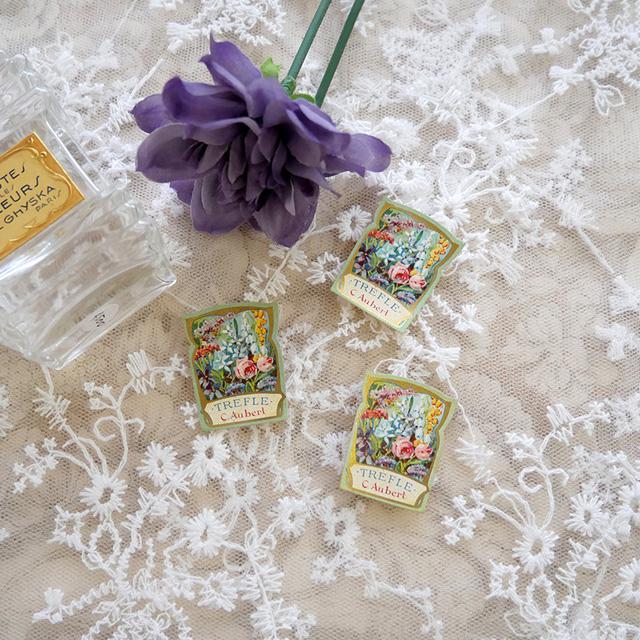 【大量】ヴィンテージ紙もの＊フランス香水ボトルラベル150枚以上まとめ売り