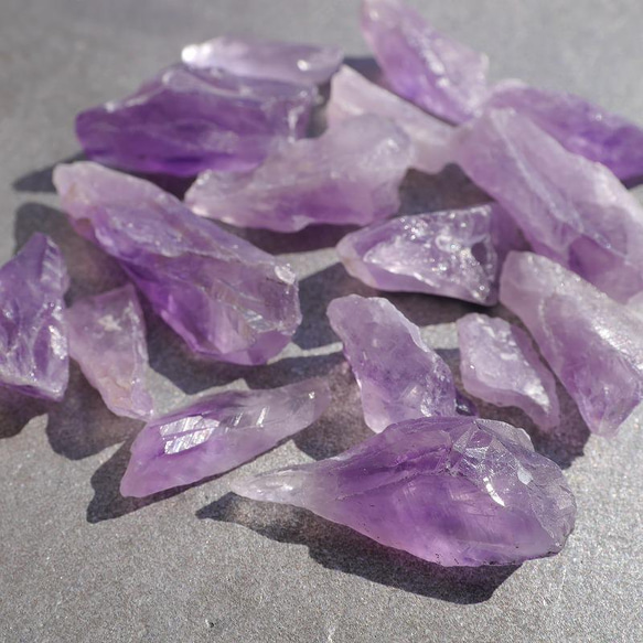天然石アメジスト 約50g分詰合せ(ブラジル産)紫水晶結晶原石ラフロック穴なし鉱物鉱石[am-220331-01] 13枚目の画像