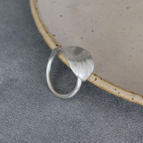 花瓣戒指 第6張的照片