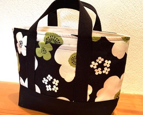 感謝価格　SALE お弁当トートバッグ　お散歩バック　人気　ハンドメイド 感謝価格 SALE お弁当トートバッグ お散歩バック 人気