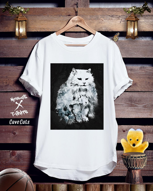 ねこTシャツ「Cave Cats」 1枚目の画像