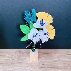 【花禮 】小花束禮盒--情人節、生日、畢業、禮品、手作紙花、花藝、接單製作、可客製 第3張的照片