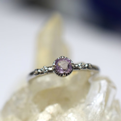 RG23-81 天然 超薄ピンク紫 サファイア リング 指輪 シンプル フリーサイズ シルバー 金属アレルギー対応 1枚目の画像