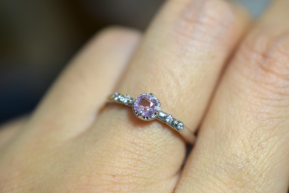 RG23-81 天然 超薄ピンク紫 サファイア リング 指輪 シンプル フリーサイズ シルバー 金属アレルギー対応 8枚目の画像