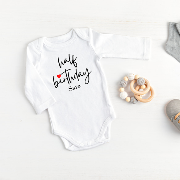 ★名入れ★ ハーフバースデー　ベビーロンパース　Half Birthday Baby Onesie ベビー服 1枚目の画像