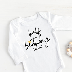 ★名入れ★ ハーフバースデー　ベビーロンパース　Half Birthday Baby Onesie ベビー服 3枚目の画像