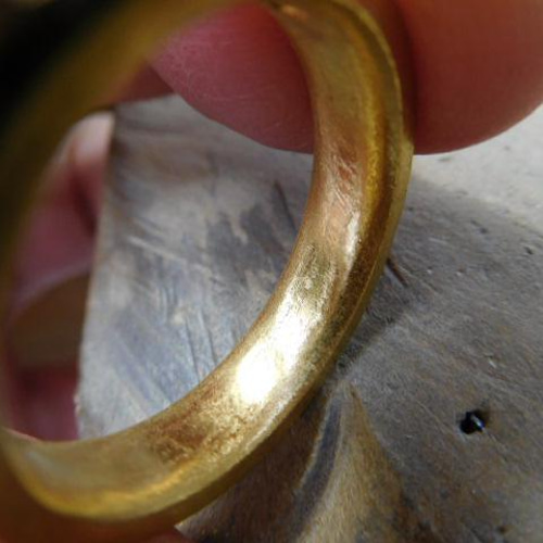 鍛造 結婚指輪 純金 24金 k24 幅広い 槌目 平打ち リング 幅5mm