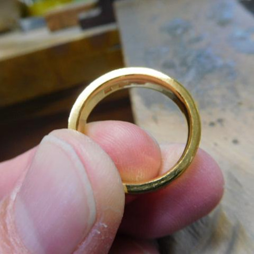 鍛造 結婚指輪 純金 24金 k24 幅広い 槌目 平打ち リング 幅5mm くすみ
