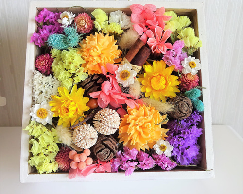 ドライフラワーのボックスアレンジ ドライフラワー chloe misaki 通販