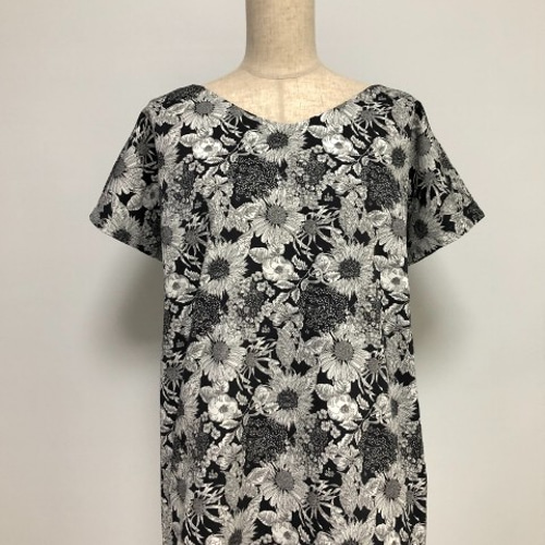 7 リバティ　スイムダンクレア使用チュニック　ハンドメイド LIBERTY. - リバティ エアリーコット スイムダンクレア使用 手作り