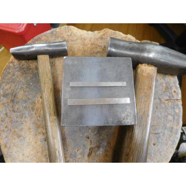 鍛造 結婚指輪 プラチナ1000 純プラチナ プラチナ999 槌目 平打ち リング 女性4mm 男性5.5mm