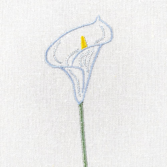 ■ ブルーのカラー ■ボタニカル ドローイング風刺繍 木製ファブリックパネル ■ Mサイズ ■ 4枚目の画像