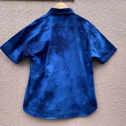 大定番！！ 『一点物』 藍染めオックスフォード半袖ワイシャツ 淡麗濃淡染め技法 XLサイズ 男女兼用 2枚目の画像