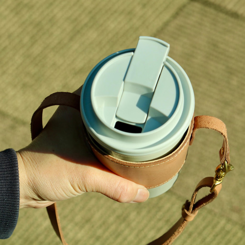 コーヒーの持ち歩きに！レザータンブラーホルダー その他バッグ SKLO