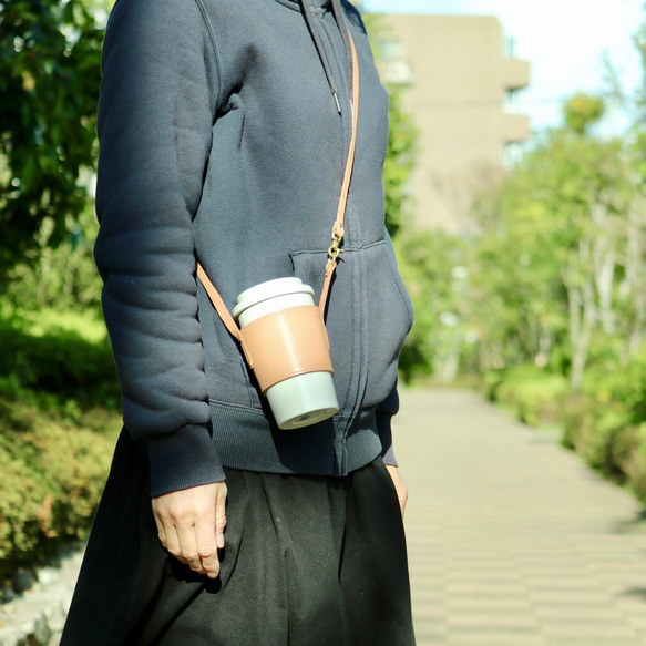 隨時隨地攜帶咖啡！皮革保溫杯套 第2張的照片