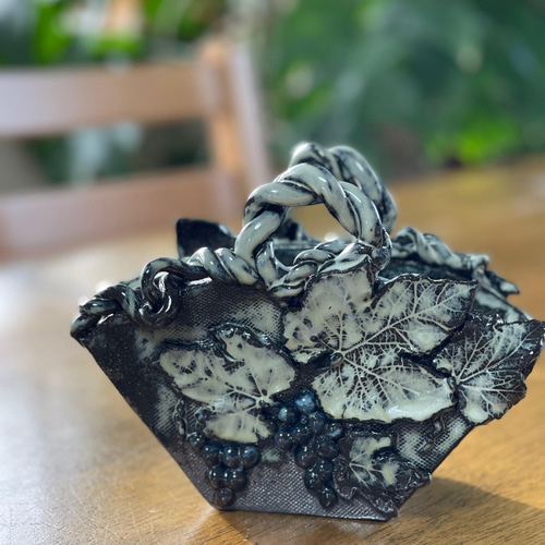珍品！「漆濾(とおこし)器」の花入(小) 珍品！「漆濾(とおこし)器」の花入(小)