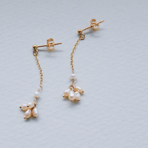 himeuzu〉淡水パールピアス（14kgf） ピアス（スタッド・一粒