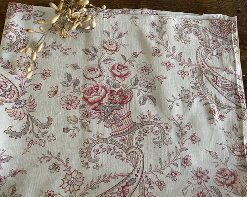 フランスアンティーク　大判　ファブリック　生地　花柄　鳥　はぎれ フランスアンティーク 花柄ファブリック3 はぎれ Prisca 通販