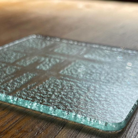 4mm  いろり　ガラスコースター　昭和レトロガラス　アンティーク　型板ガラス　もったいないをカタチに　 4枚目の画像