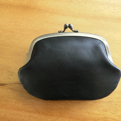 イタリアンレザー　ヌメ革　仕切り付き　がま口財布(ブラック） 6枚目の画像