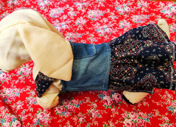 犬服　ペット服　小型犬用　ジャンパースカート　ジーンズ素材　春服 2枚目の画像