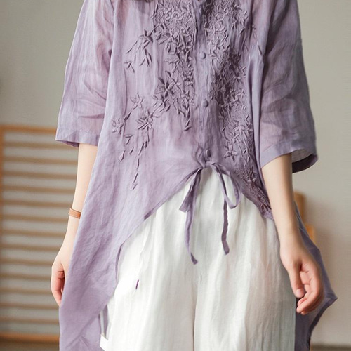 【新品　タグ付き】みなとのてんらんかい×リバティ　チュニック ロングブラウス 新品 タグ付き】みなとのてんらんかい×リバティ チュニック