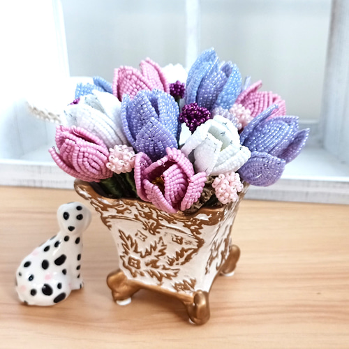 【RimO さま】antique beads ❀ お花の形 ビーズオーナメント 約100個 小さなお花のビーズ | こどもビーズ