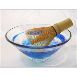 【鮮やか】ガラス抹茶碗（抹茶茶碗・玉藻あお）お湯使用可・化粧箱入り 2枚目の画像