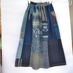 古布　木綿　藍色　型染から手縫いギャザースカート　Ｊ-57 5枚目の画像