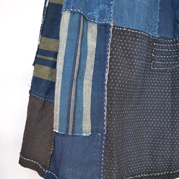 古布　木綿　藍色　型染から手縫いギャザースカート　Ｊ-57 16枚目の画像