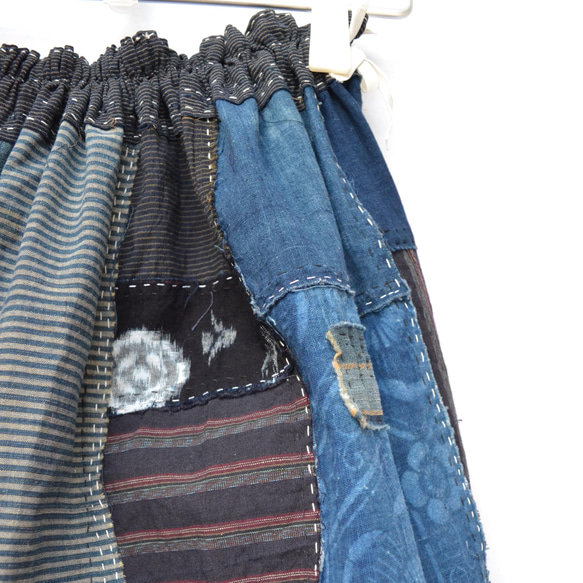 古布　木綿　藍色　型染から手縫いギャザースカート　Ｊ-57 20枚目の画像
