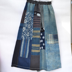 古布　木綿　藍色　型染から手縫いギャザースカート　Ｊ-57 4枚目の画像