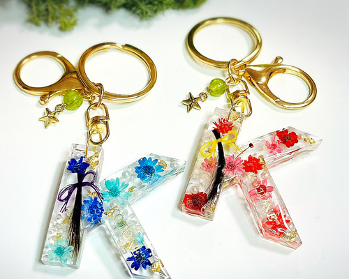 ファーストカット記念❣️】〜名入り/誕生石/〜髪の毛入りイニシャル