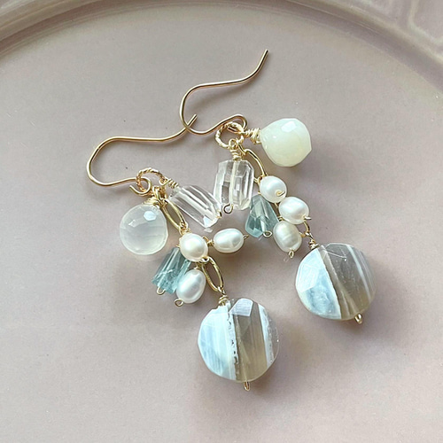 14kgfゴールドとストライプブルーオパールアゲートなどのピアス ピアス  