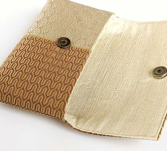 博多織：手織りの帯地で「お数珠・懐紙入れ」シルク100％の手織りの帯地・丁寧に織り上げた帯の小物 5枚目の画像