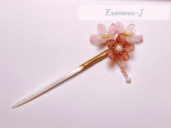 桃の花の簪 花のかんざし ＊グラスビーズ＊簪＊着物＊和装＊かんざし