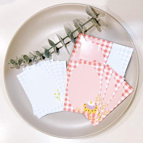 おすそ分けファイル 4冊セット おすそ分けファイル B7サイズ 紙もの詰め合わせ 収納ファイルの通販 by