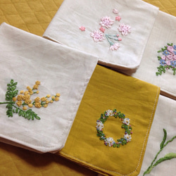 コットンの刺繍ハンカチ☆ミモザ 4枚目の画像