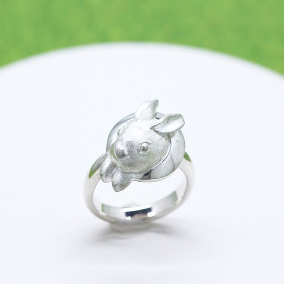 三日月兎のシルバーリング 3枚目の画像