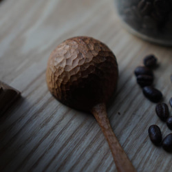 【受注制作】でこぼこ　木製 コーヒーメジャースプーン　蜜蝋仕上げ 約10g用 ※受注から発送まで約2ヶ月 12枚目の画像